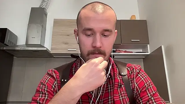 Snapshot of cute_mark chatting on 23, 12, 2024 cute mark online show from 23, 12, 2024