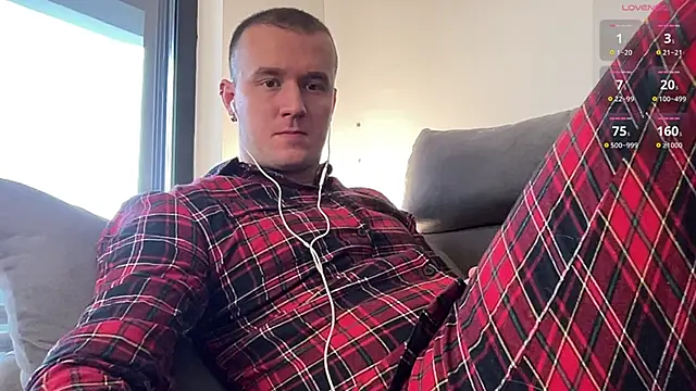 Snapshot of cute_mark chatting on 20, 1, 2025 cute mark online show from 20, 1, 2025