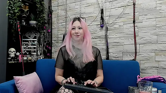 CruelMistress online show from 28, 2, 2025