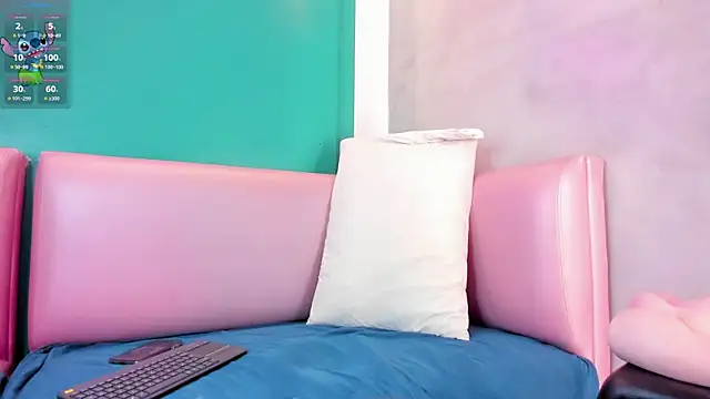 Emily Monroe  online show from 23, 2, 2025