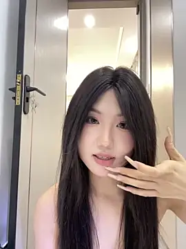 Snapshot of xyebobs chatting on 12, 9, 2025 xyebobs online show from 12, 9, 2025