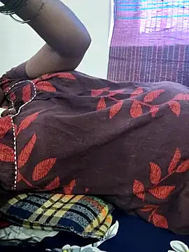 Snapshot of Tamilrojanew chatting on 18, 9, 2025 Tamilrojanew online show from 18, 9, 2025