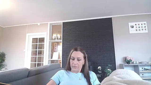 Xena UK online show from 13, 12, 2024