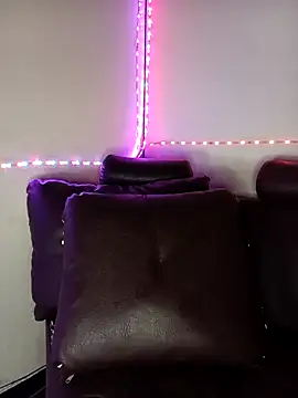 chloewildd  online show from 9, 5, 2026