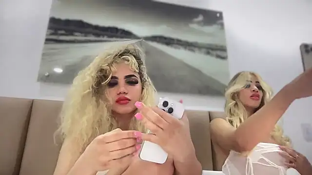 brithneysquirt online show from 20, 10, 2025