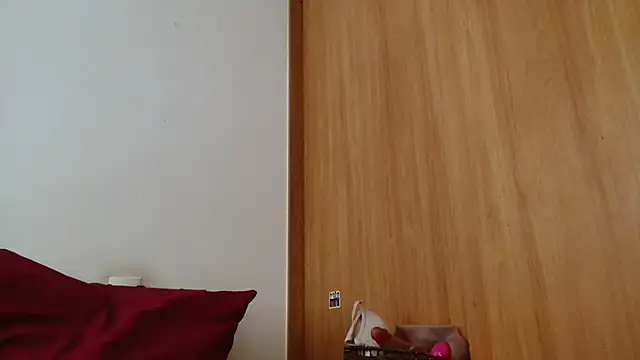 Snapshot of DirtyDi97 chatting on 26, 11, 2025 DirtyDi97 online show from 26, 11, 2025