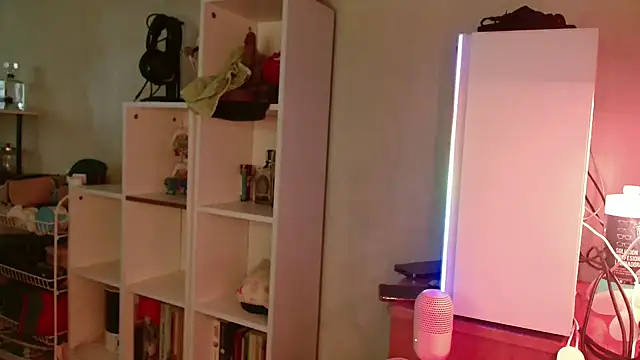 DirtyDi97 online show from 7, 2, 2026