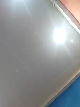 Tu papi 69  online show from 11, 4, 2026