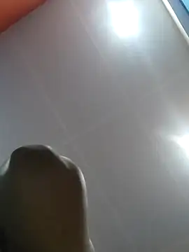 Tu papi 69  online show from 27, 5, 2026