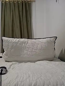 Snapshot of kamilo_18655 chatting on 15, 11, 2025 kamilo 18655 online show from 15, 11, 2025