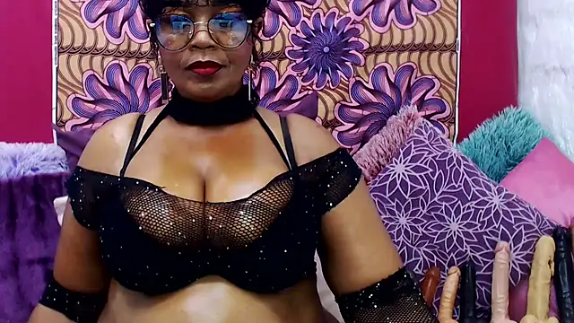 MATURExxxASS online show from 10, 9, 2025