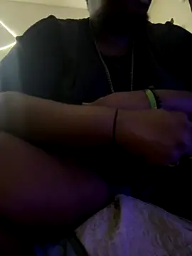 Snapshot of BigBossaNova69 chatting on 4, 11, 2025 BigBossaNova69 online show from 4, 11, 2025