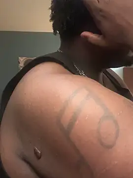 Snapshot of BigBossaNova69 chatting on 13, 11, 2025 BigBossaNova69 online show from 13, 11, 2025