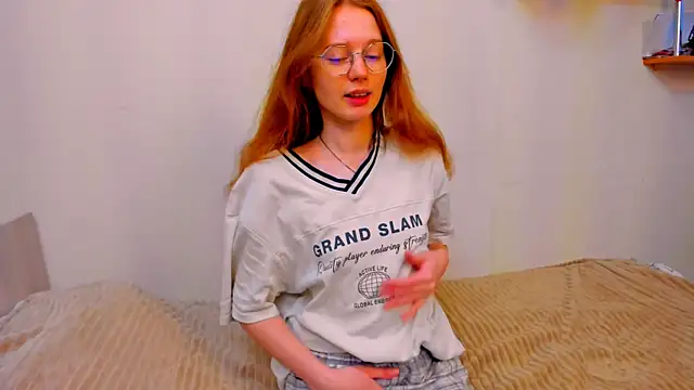 Snapshot of Fire_Luna chatting on 1, 12, 2025 Fire Luna online show from 1, 12, 2025