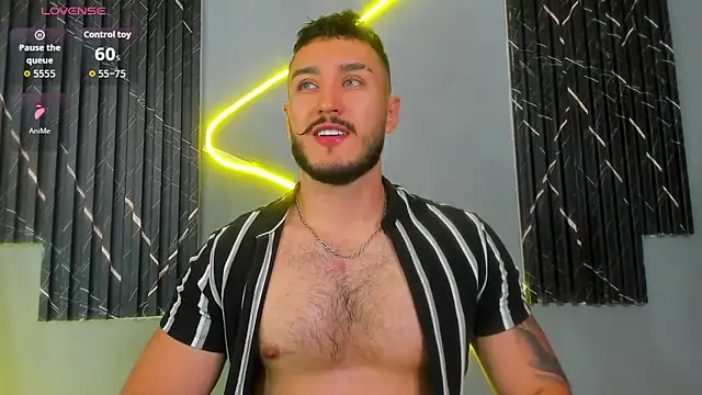 Snapshot of Zionmattis chatting on 10, 9, 2025 Zionmattis online show from 10, 9, 2025