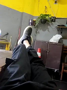 Juliano69xv online show from 12, 2, 2026