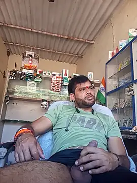 Snapshot of Priynkarani chatting on 16, 12, 2025 Priynkarani online show from 16, 12, 2025