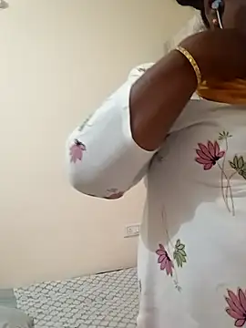 Snapshot of Pushpavathi_78 chatting on 3, 3, 2025 Pushpavathi 78 online show from 3, 3, 2025