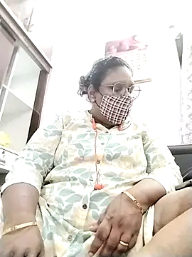 Snapshot of Pushpavathi_78 chatting on 7, 10, 2025 Pushpavathi 78 online show from 7, 10, 2025