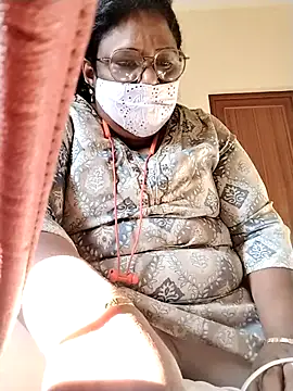 Snapshot of Pushpavathi_78 chatting on 21, 11, 2025 Pushpavathi 78 online show from 21, 11, 2025