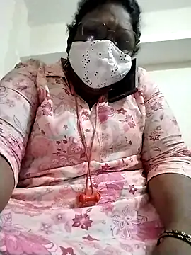 Snapshot of Pushpavathi_78 chatting on 24, 11, 2025 Pushpavathi 78 online show from 24, 11, 2025