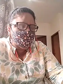 Snapshot of Pushpavathi_78 chatting on 25, 11, 2025 Pushpavathi 78 online show from 25, 11, 2025