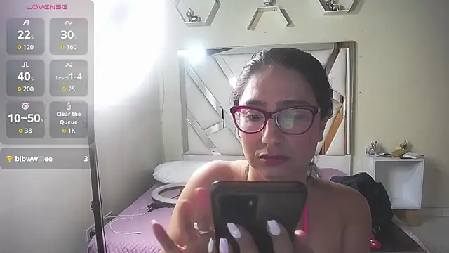 marilynetthan online show from 6, 4, 2026