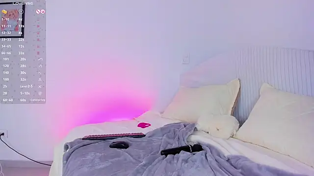 Snapshot of PettyCloeh chatting on 8, 3, 2025 PettyCloeh online show from 8, 3, 2025