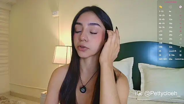 Snapshot of PettyCloeh chatting on 29, 7, 2026 PettyCloeh online show from 29, 7, 2026