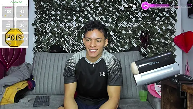 Snapshot of _EUFRATES_ chatting on 19, 2, 2025 EUFRATES online show from 19, 2, 2025
