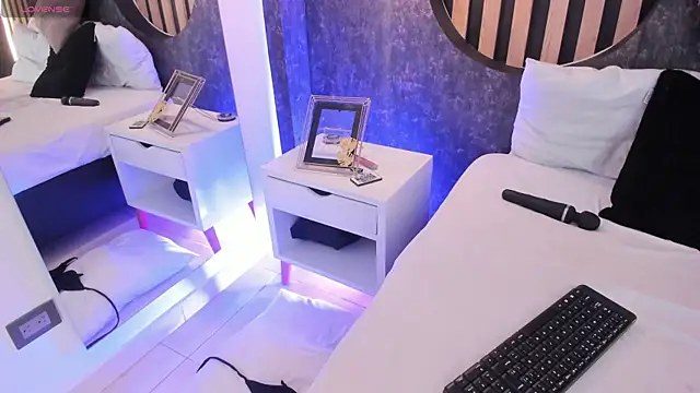 Snapshot of miss10_antonella chatting on 18, 3, 2025 miss10 antonella online show from 18, 3, 2025