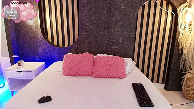 Snapshot of miss10_antonella chatting on 11, 9, 2025 miss10 antonella online show from 11, 9, 2025