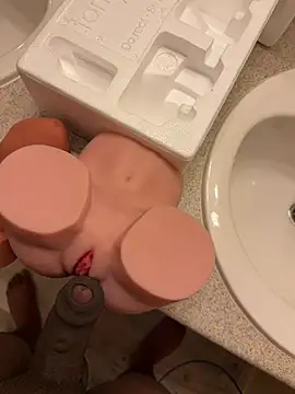 Snapshot of MaterialGolan chatting on 7, 2, 2026 MaterialGolan online show from 7, 2, 2026