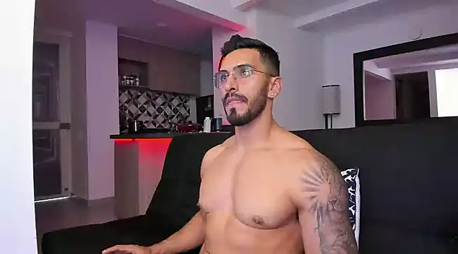 Snapshot of tony_muscle chatting on 14, 3, 2025 tony muscle online show from 14, 3, 2025