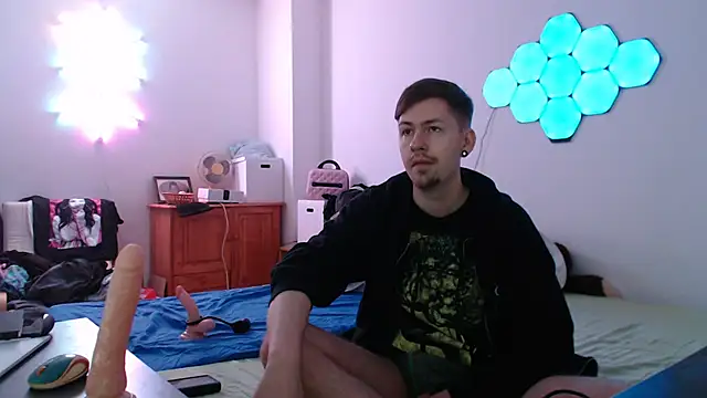 jonny-bisexual online show from 25, 12, 2024