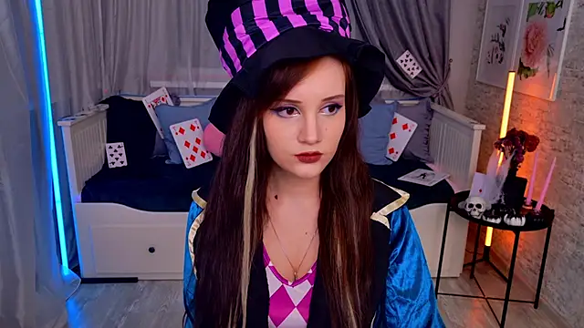 StellaGloww online show from 31, 10, 2025