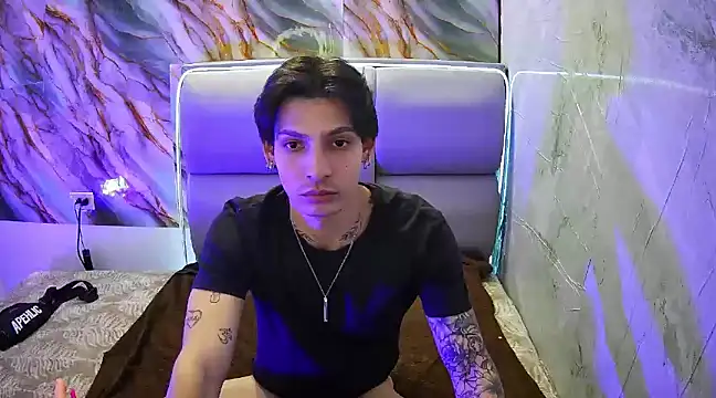 Apolo Hidalgo01 online show from 2, 2, 2025