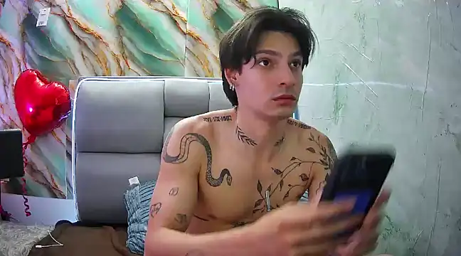 Apolo Hidalgo01 online show from 9, 2, 2025