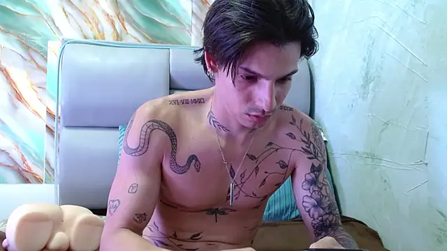 Apolo Hidalgo01 online show from 23, 2, 2025