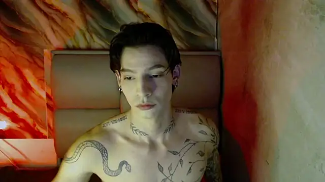 Apolo Hidalgo01 online show from 28, 9, 2025