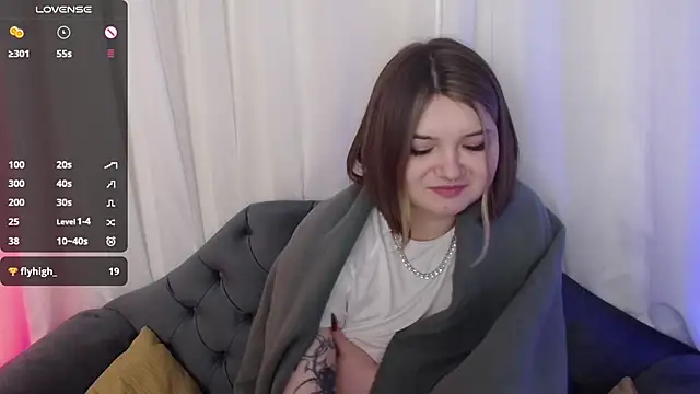 Snapshot of Alice_Walters chatting on 25, 1, 2025 Alice Walters online show from 25, 1, 2025