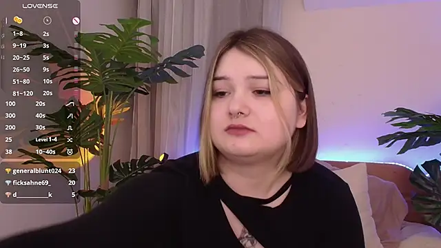 Snapshot of Alice_Walters chatting on 29, 1, 2025 Alice Walters online show from 29, 1, 2025