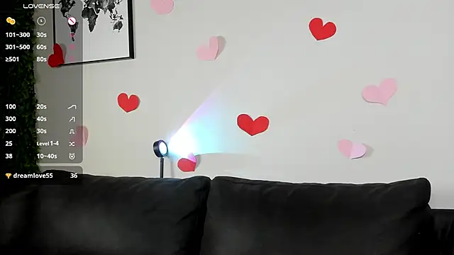 Snapshot of Alice_Walters chatting on 2, 2, 2025 Alice Walters online show from 2, 2, 2025