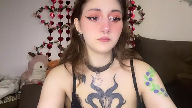 Snapshot of _Devill_Baby chatting on 27, 2, 2025 Devill Baby online show from 27, 2, 2025