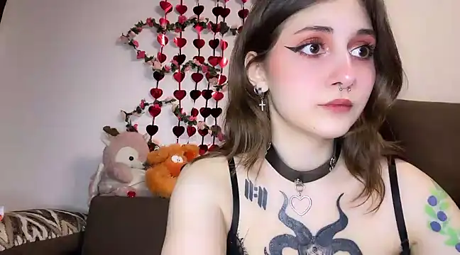 Snapshot of _Devill_Baby chatting on 28, 2, 2025 Devill Baby online show from 28, 2, 2025