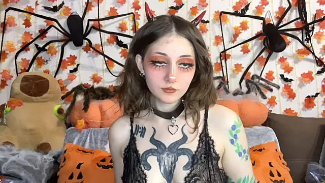 Snapshot of _Devill_Baby chatting on 5, 10, 2025 Devill Baby online show from 5, 10, 2025