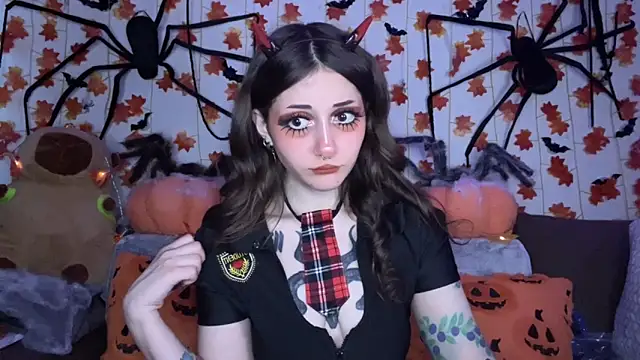 Snapshot of _Devill_Baby chatting on 7, 10, 2025 Devill Baby online show from 7, 10, 2025