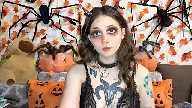 Snapshot of _Devill_Baby chatting on 11, 10, 2025 Devill Baby online show from 11, 10, 2025