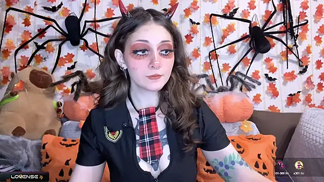 Snapshot of _Devill_Baby chatting on 14, 10, 2025 Devill Baby online show from 14, 10, 2025