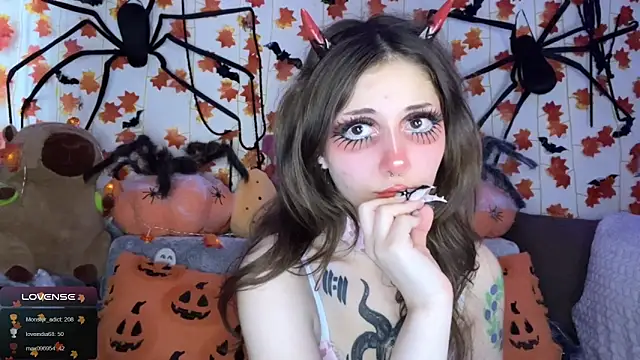 Snapshot of _Devill_Baby chatting on 23, 10, 2025 Devill Baby online show from 23, 10, 2025